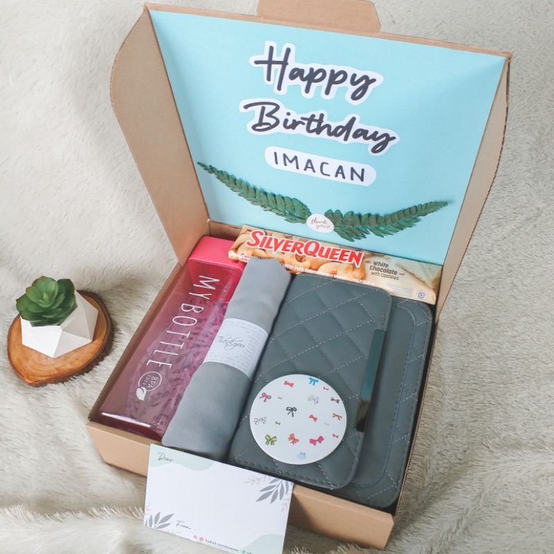 Giftbox Cewe / Giftbox Tas Slingbag Cewe / Kado Cewe Cantik / Hampers Hijab / Kado Cewe Cantik Kaya 
