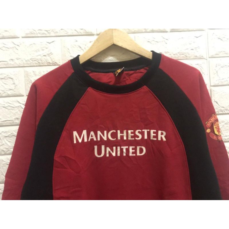 crewneck manchester united