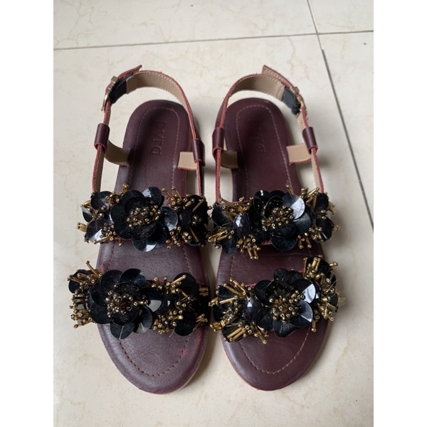 PRELOVED PVRA GILLIAN SIGNATURE