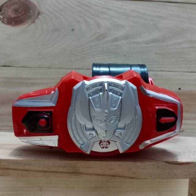 Recast bandai ultraman ginga s /dx strium brace