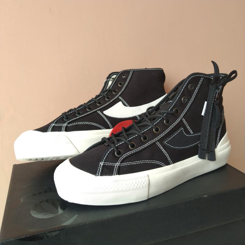 SEPATU COMPASS R&D PROTO 1 HI REISUEE