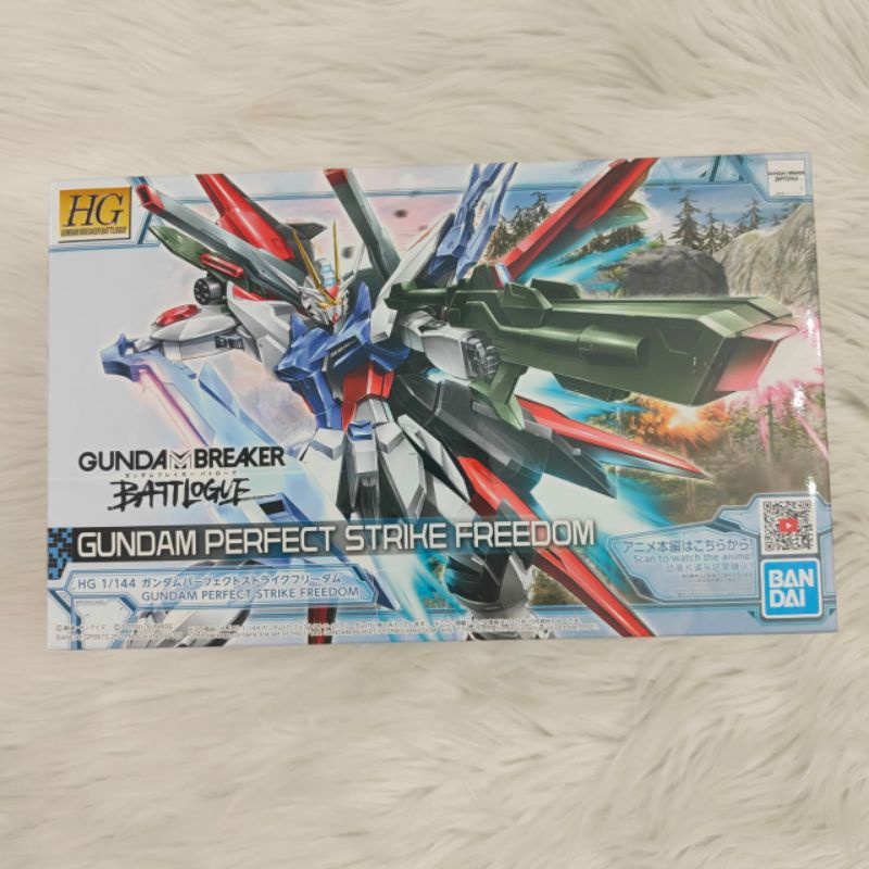 hg 1/144 gundam perfect strike freedom