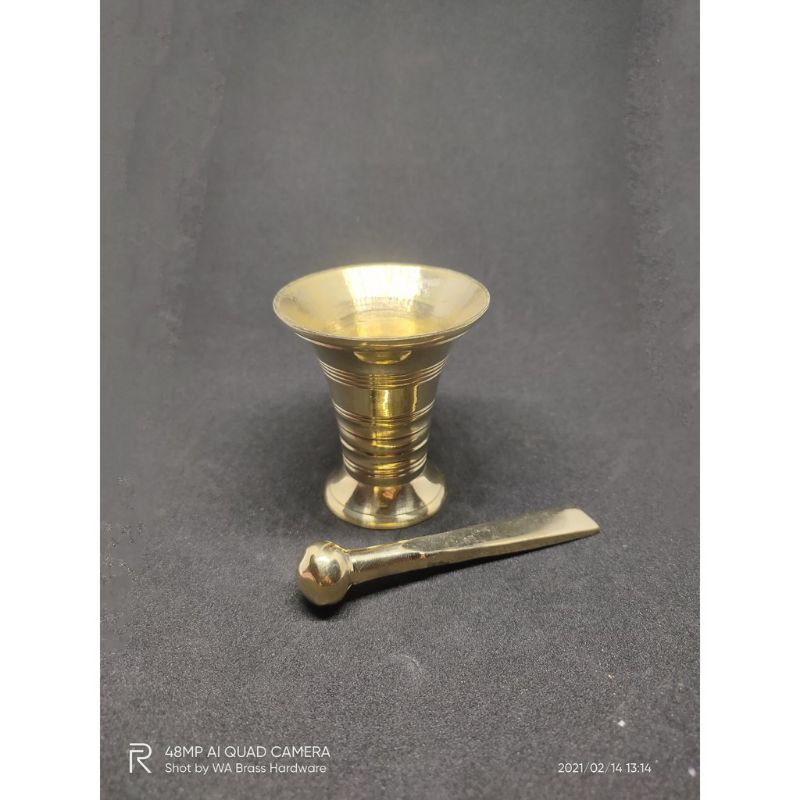 Alat Kinang Tumbuk Sirih Lebar Cocohan Kuningan