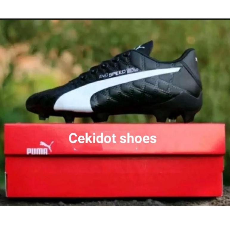 ➧Bestseller Sepatu Olahraga pria/ Sepatu Sepak Bola PUMA EVO 72 ❂