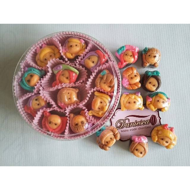 

.CTB curly girls - coklat karakter curly girls lucu unik enak halal ( DS BGR )