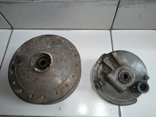 Tromol depan honda c70 c700 c800 original