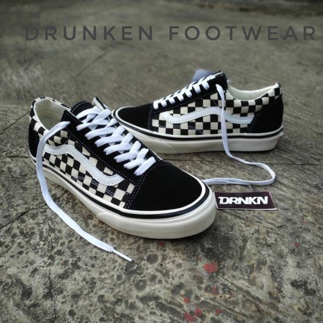 Sepatu Vans OS Old Skool OG Catur Checkerboard Black White Hitam Putih - ORI PREMIUM IMPORT