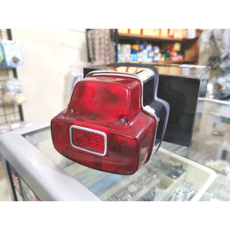 Stoplamp lampu belakang Vespa Super 66 Siem Import