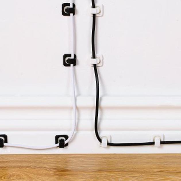 

❇ Klip Tempel Manajemen Kabel Wire Organizer Cable Clip 18 pcs Putih ™