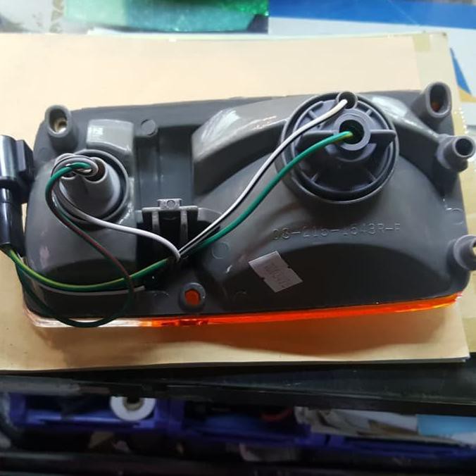 Lampu sen corner lamp Nissan patrol Y60 KTTOEM