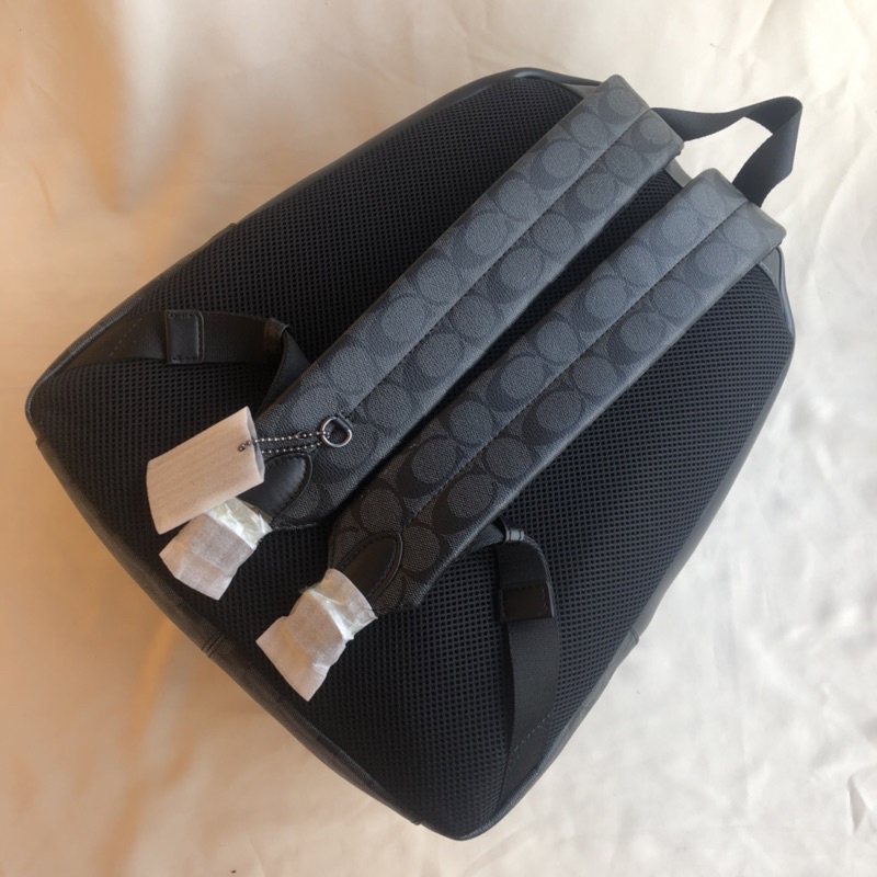 Coach Charles Backpack In Black Signature (F55398)