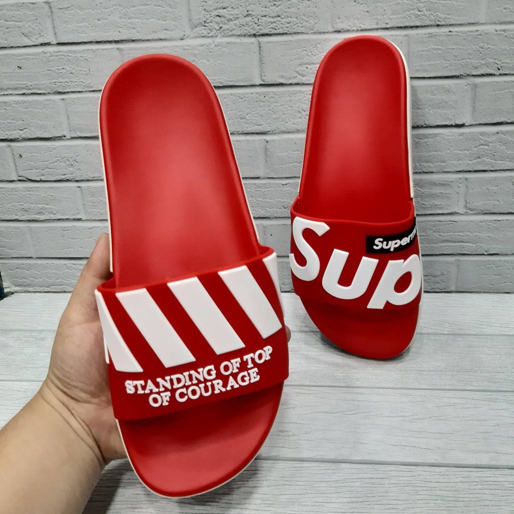 SUPREME Sendal Slide Pria Dan Wanita Merah Berbahan Karet Nyaman Di Gunakan Dan Tidak Licin