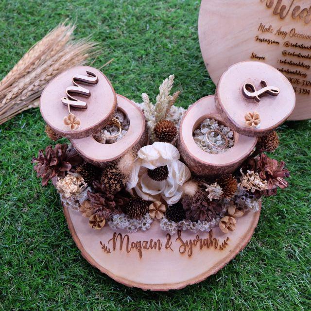 Ringbearer Arkanaya Wooden Log Dried Flowers Rustic Ringbox