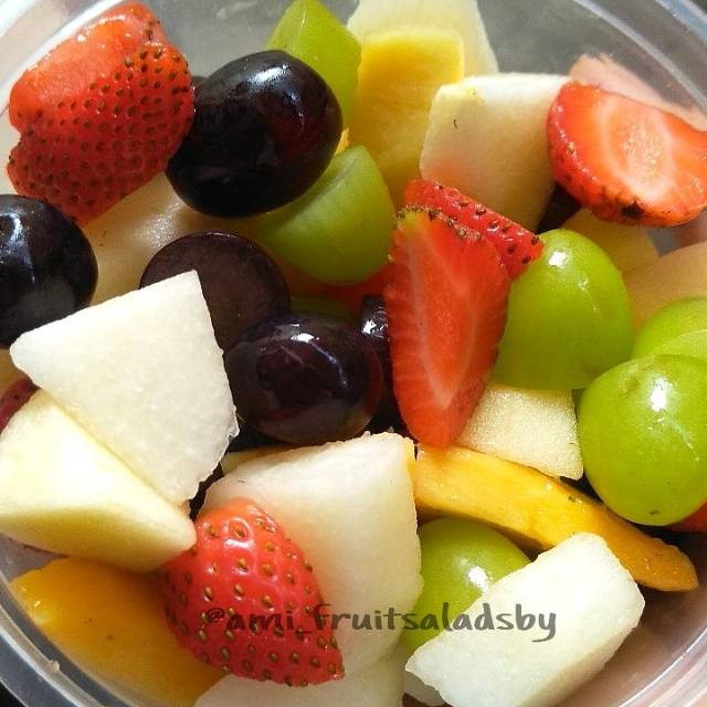 

SALAD BUAH
