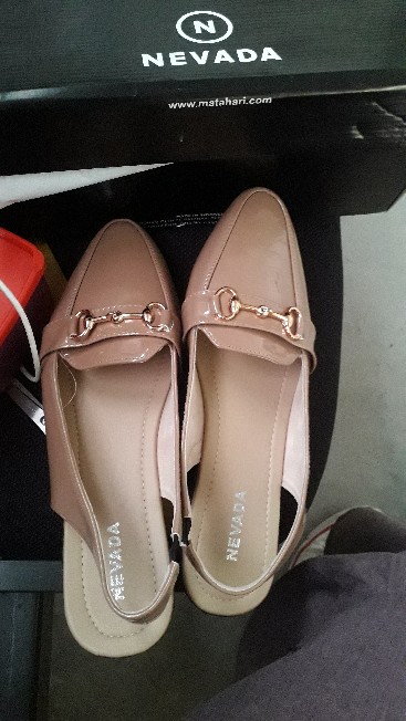 Sepatu Tali Belakang Nevada