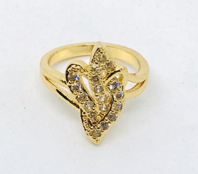 Cincin wanita // cincin permata //cincin lapis emas //cincin replika berlian //cincin