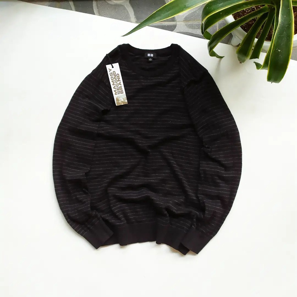 UNIQLO STRIPE LONG SLEEVE TEE