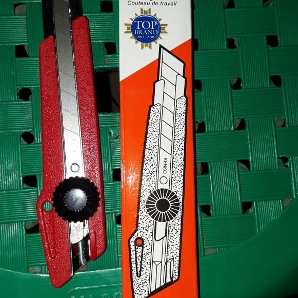 

Gaya Pisau Cutter Kenko L500 Berkualitas