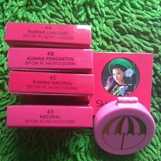 SKIVA COMPACT POWDER/BEDAK SKIVA PADAT