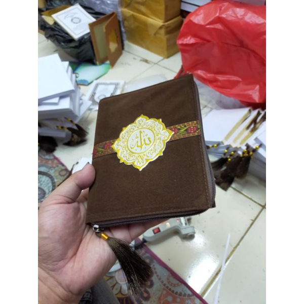 buku majemu sarif/ majemu sarif cover dompet / yasin cantik