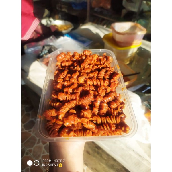 

TERLARIS MACARONI BOX 500ml