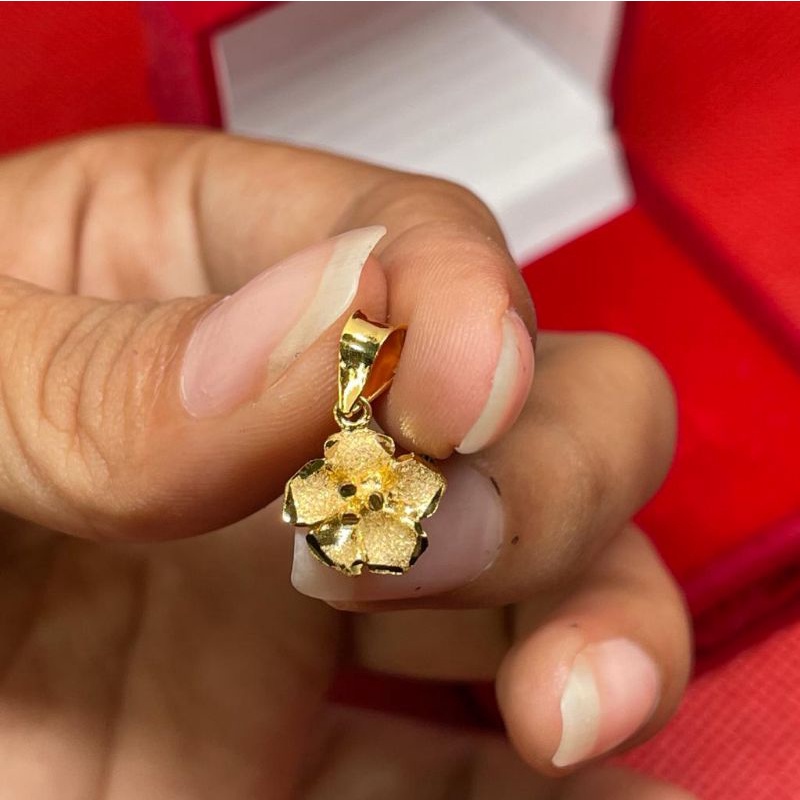 Liontin Kalung Emas 16K 700/Mainan Kalung Model Bunga Korea