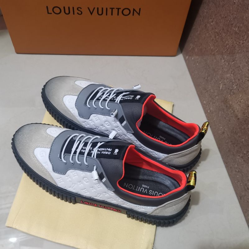 sepatu pria putih sneaker lv mirror top men shoes run away terlaris P1SHOES