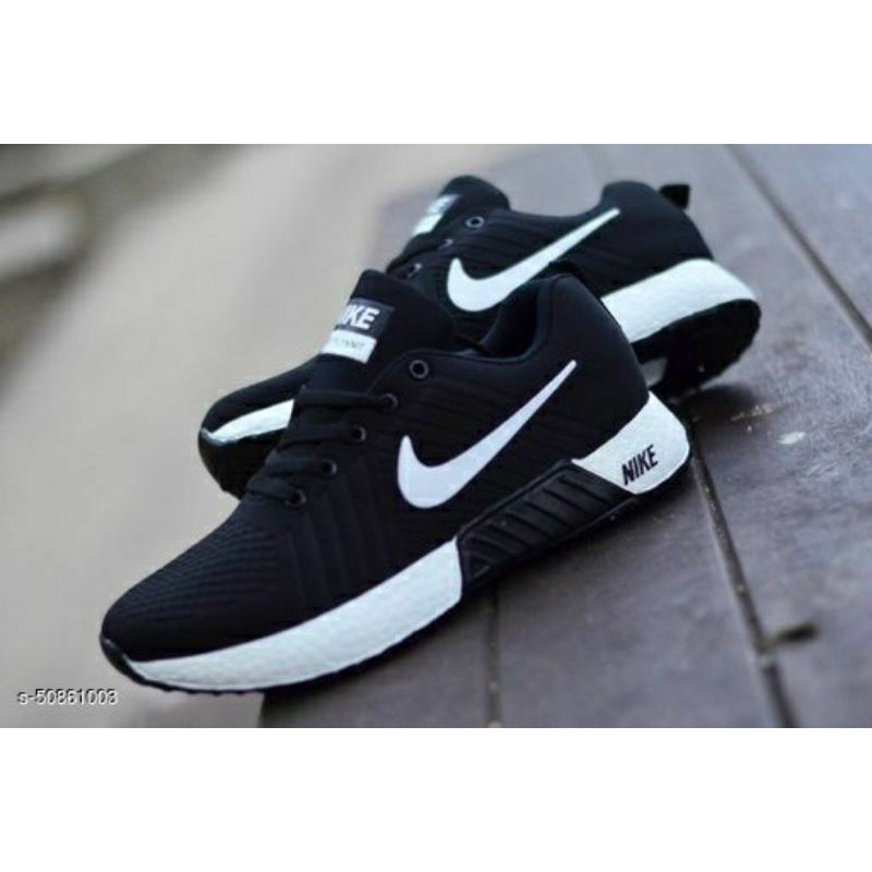 Sepatu Cowok / Pria Nike Boost Casual Sneaker Running Sport Shoes Spatu Santai Olahraga - Black