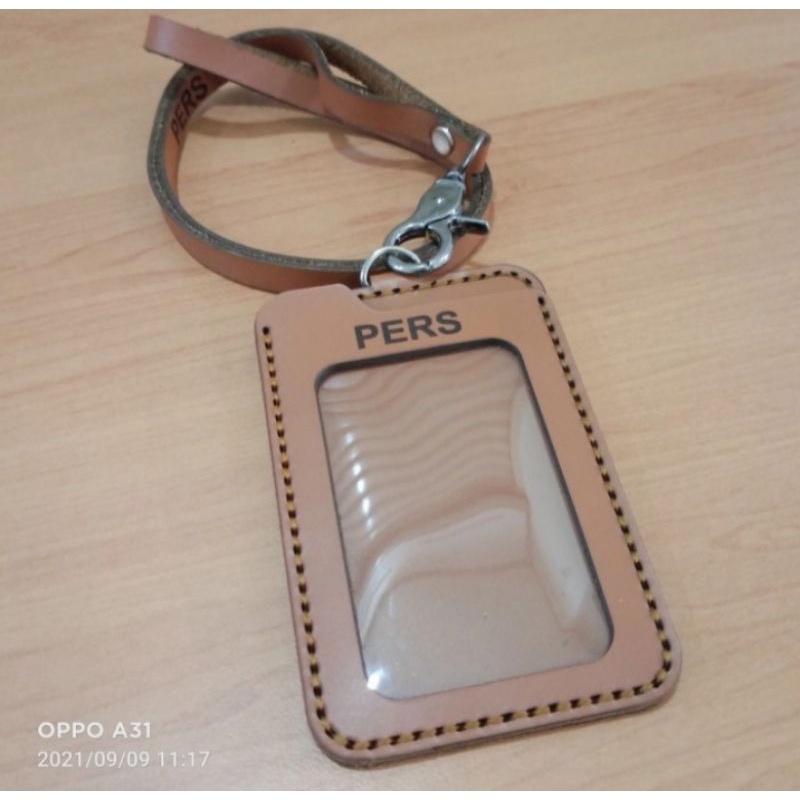 

Kalung ID Card Name Tag PERS Kulit Asli