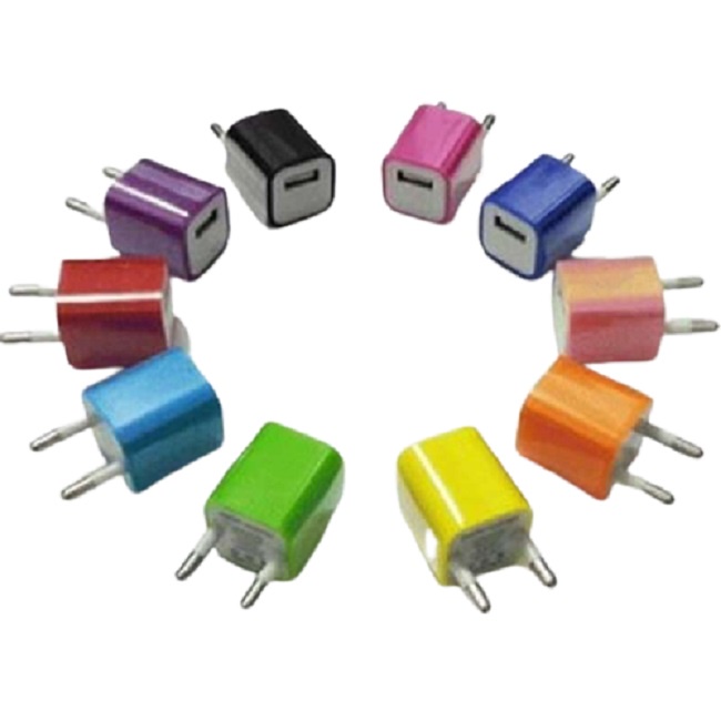 Adafter COLOR USB CHARGER - SQUARE ( 700 mA )  63904