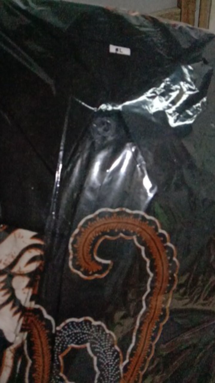 Kemeja Batik Ayaman