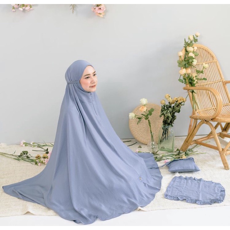 BAHJA PRAYER SET BY PULCHRA GALLERY