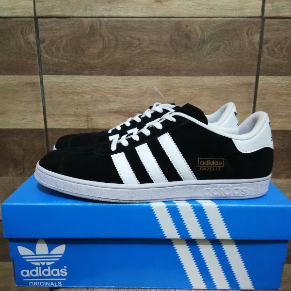 Sepatu Casual Pria Adidas Gazelle