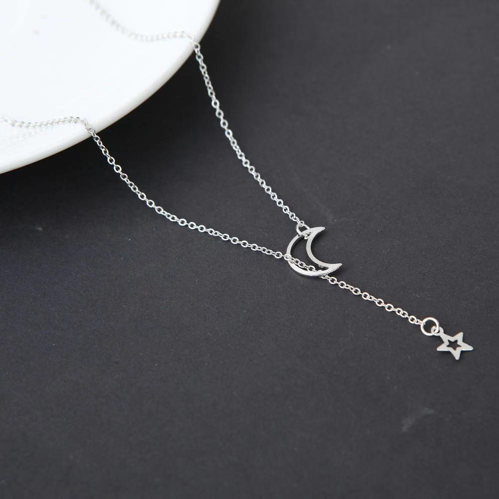 [COD] Kalung Rantai Liontin Bulan Sabit Simple Elegan Adjustable untuk Wanita