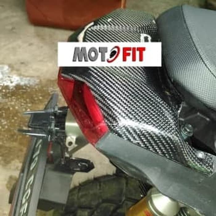 cover stop lamp honda adv 150 carbon kevlar stoplamp adv carbon asli