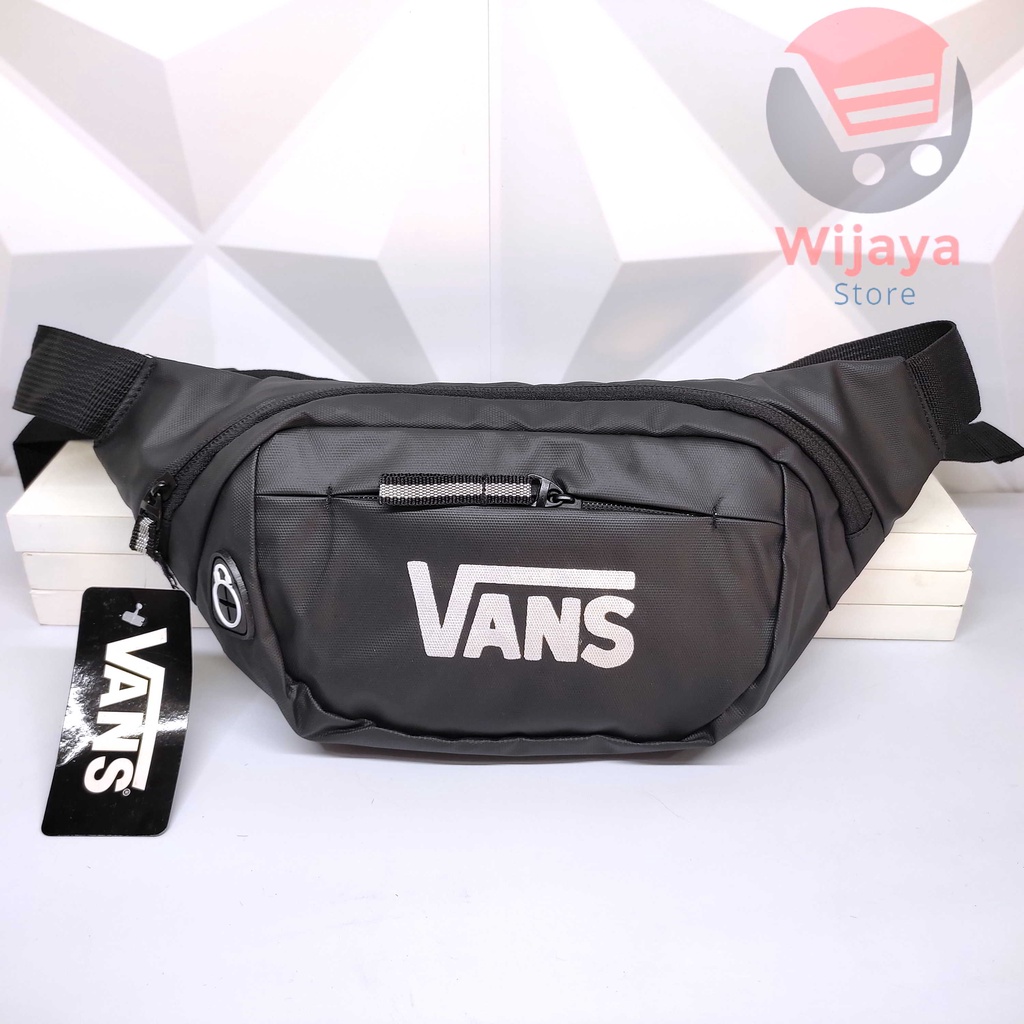 Tas Selempang Pria yang Trendi dan Fungsional Waistbag Waterproof Anti Air