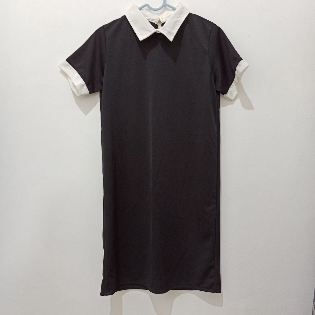 Black Midi Dress - Hitam, Kerah & Lengan Putih
