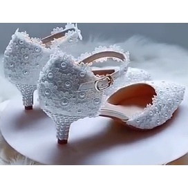 WEDDING SHOES WHITE  LACE POINTED LOW HEELS PEARL WEDDING SHOES  FOR LADIES BRIDE