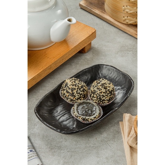 

PREMIUM Onde-onde Black Sesame Frozen isi 15 pcs