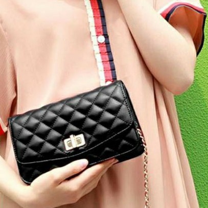 Tas Selempang LEVEL DIAMOND Sling Bag Wanita Style Motif Quilted Jait-jait Gold Termurah Berkualitas