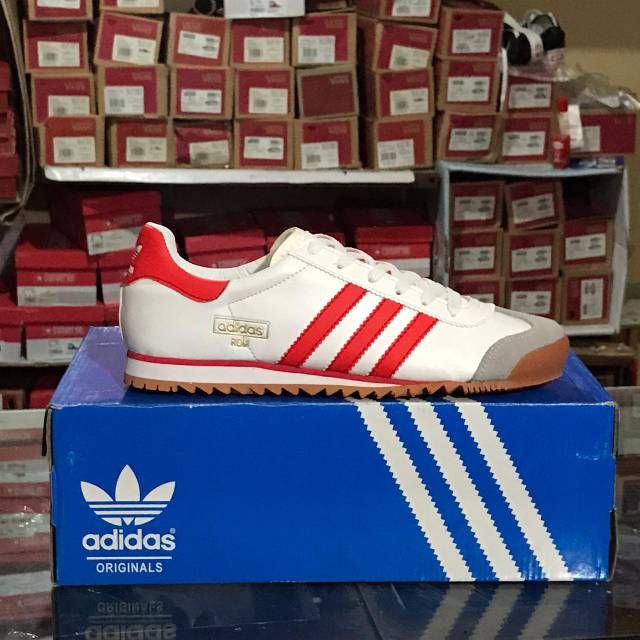 adidas rom red stripes