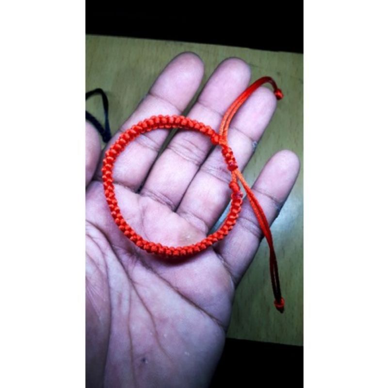 gelang tali merah keberuntungan