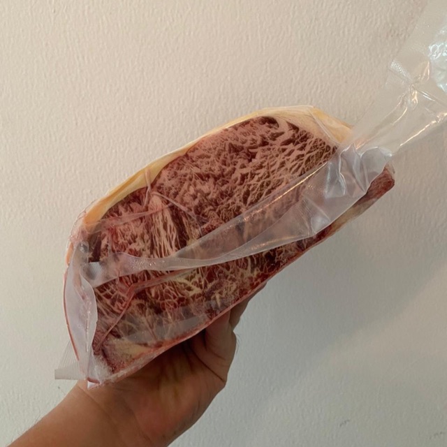 

Striploin AUS 1kg