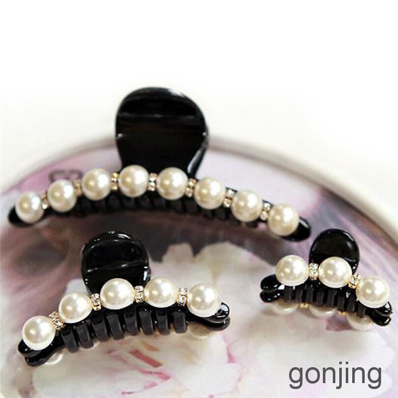  Jepit  Rambut  Model Cakar Gaya Korea Warna  Hitam  dengan 