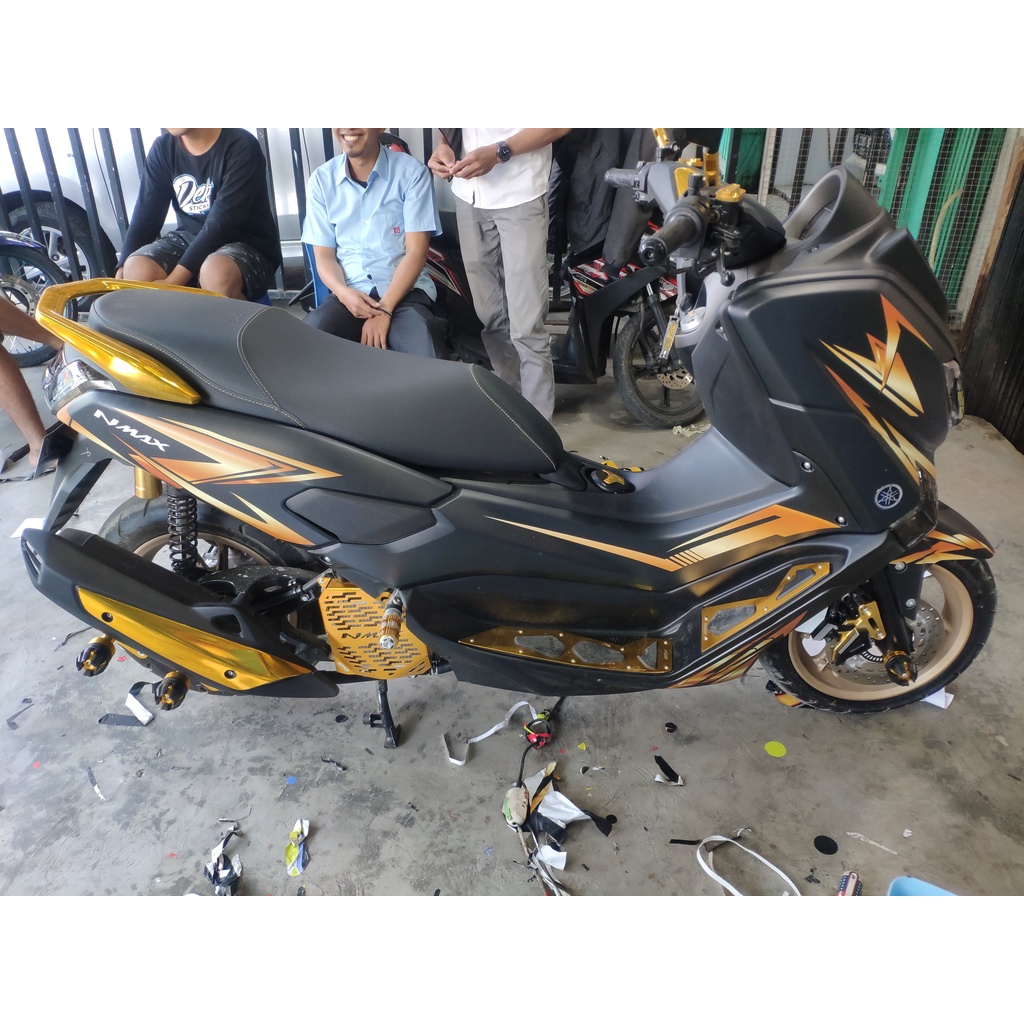 Stiker Nmax Decal Full Body Nmax Premium Black Gold Doff DNKZ