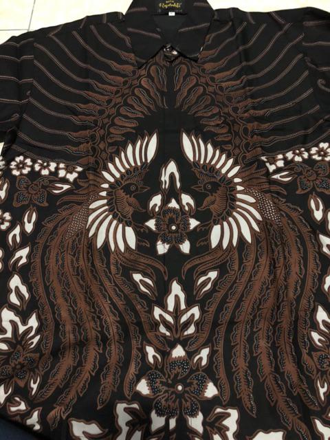 Batik Solo Jambul Putih Kemeja Pria Katun Halus Sragenan Full Furing