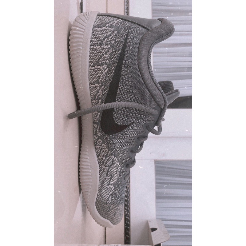 sepatu nike mamba rage