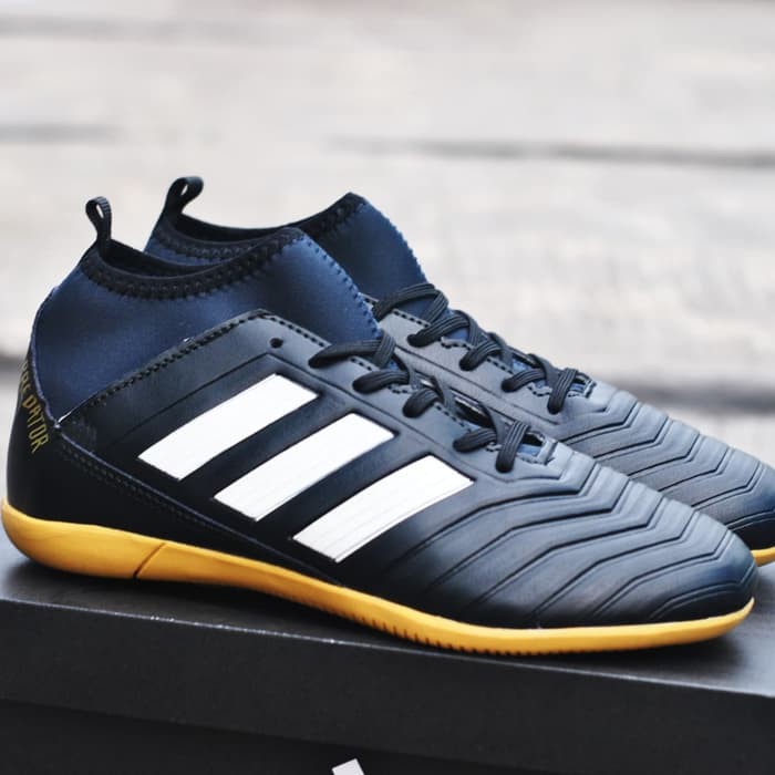Terlaris {jso} SEPATU FUTSAL ADIDAS PREDATOR REPLIKA ORIGINAL #HITAM