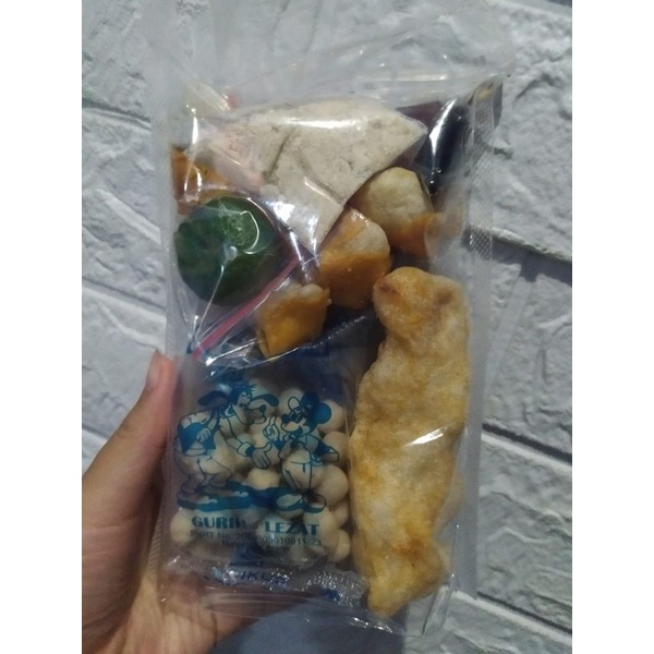 

cilok goang pedas jeletot/cigo ayam suwir dan ati
