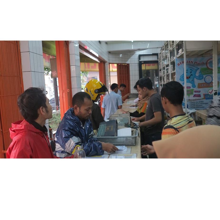 

40X40 CM PLASTIK OPP (SEAL/LEM) TEBAL 20 MIC ASLI / PLASTIK KEMASAN GARMENT / BAJU / CELANA /PAKAIAN ☆